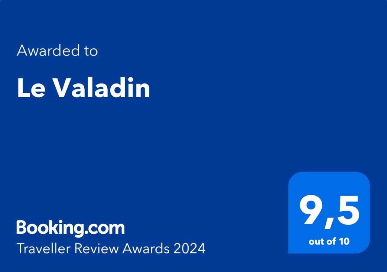 Le Valadin Leilighet Valady Eksteriør bilde